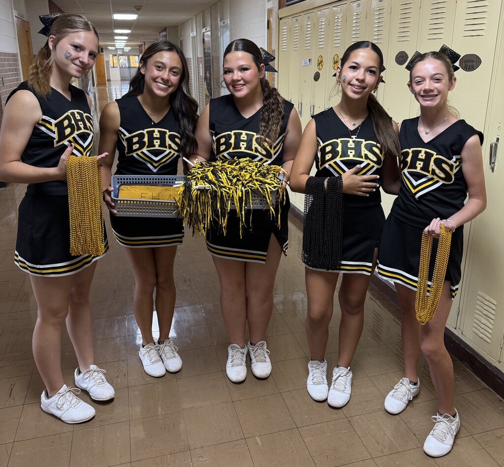 beaver_dusters's tweet photo. These beautiful gals are spreading Duster Cheer throughout the school today 🖤💛📣 They are ready to cheer on the Dusters tonight! 💛🖤🌪️🏈 https://t.co/TQQSk2GdqR