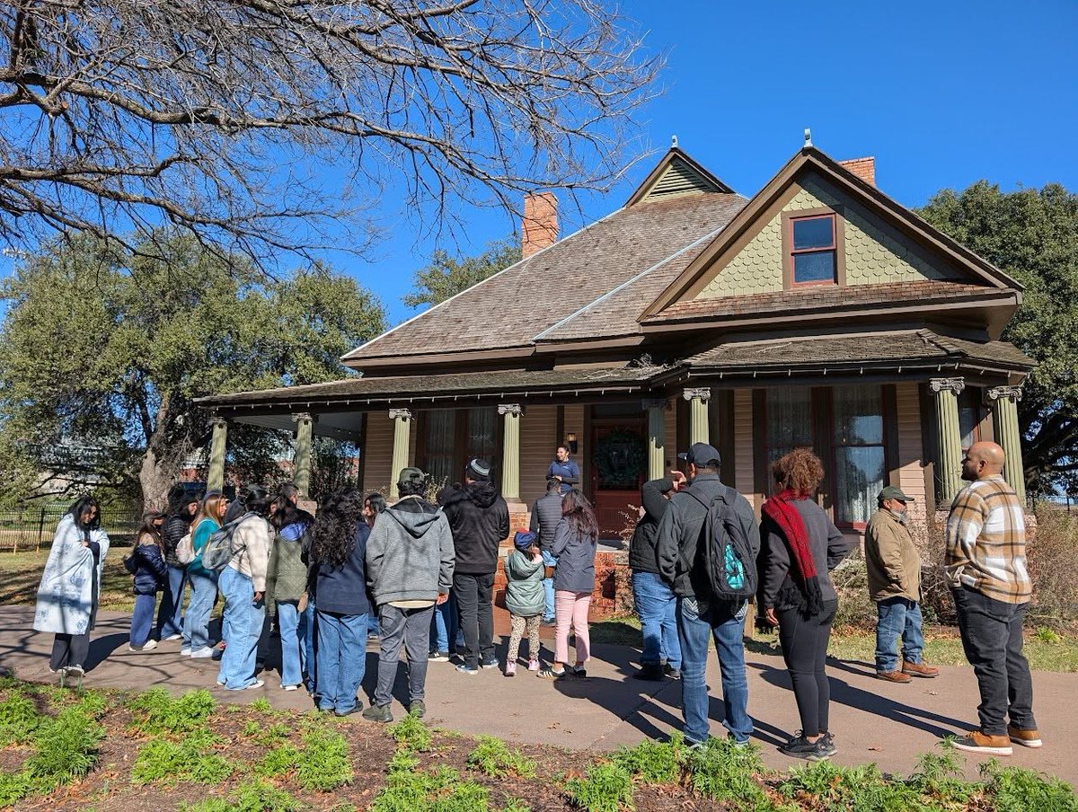DallasParkRec's tweet photo. Save the Date -City Park After Dark: Open House!

Join us for an evening of community, education, and fun! Explore 22+ historic acres and preview our upcoming programs!

📅 September 12th | 7pm-10pm
🎟️ FREE &amp; open to all ages! Local food and drink vendors on-site. https://t.co/Fq2yI4yfQz