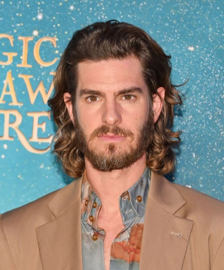 ChaosCrave_'s tweet photo. Andrew Garfield is reportedly the frontrunner to play Remus Lupin in the upcoming 'HARRY POTTER' HBO series. https://t.co/uWXyF2cSo7