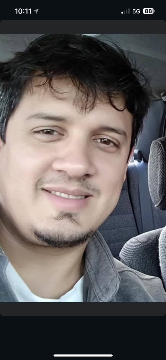 Angeleslavasca's tweet photo. 2 años vale la salud mental, física y la dignidad de las mujeres, en este país. No te olvides de esta cara, en 2 años te lo podés cruzar y nada dice que no vayas a pasar por lo mismo. RICARDO MANUEL LARRAÑAGA BATISTA. https://t.co/UPMwXltVMd