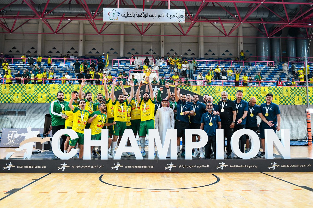 Khaleejclub's tweet photo. تـعددت المنصات .. والبطل واحد ☝🏻🏆

#سوبر_اليد_خلجاوي 🟨🟩 https://t.co/qLEZTfKfpR