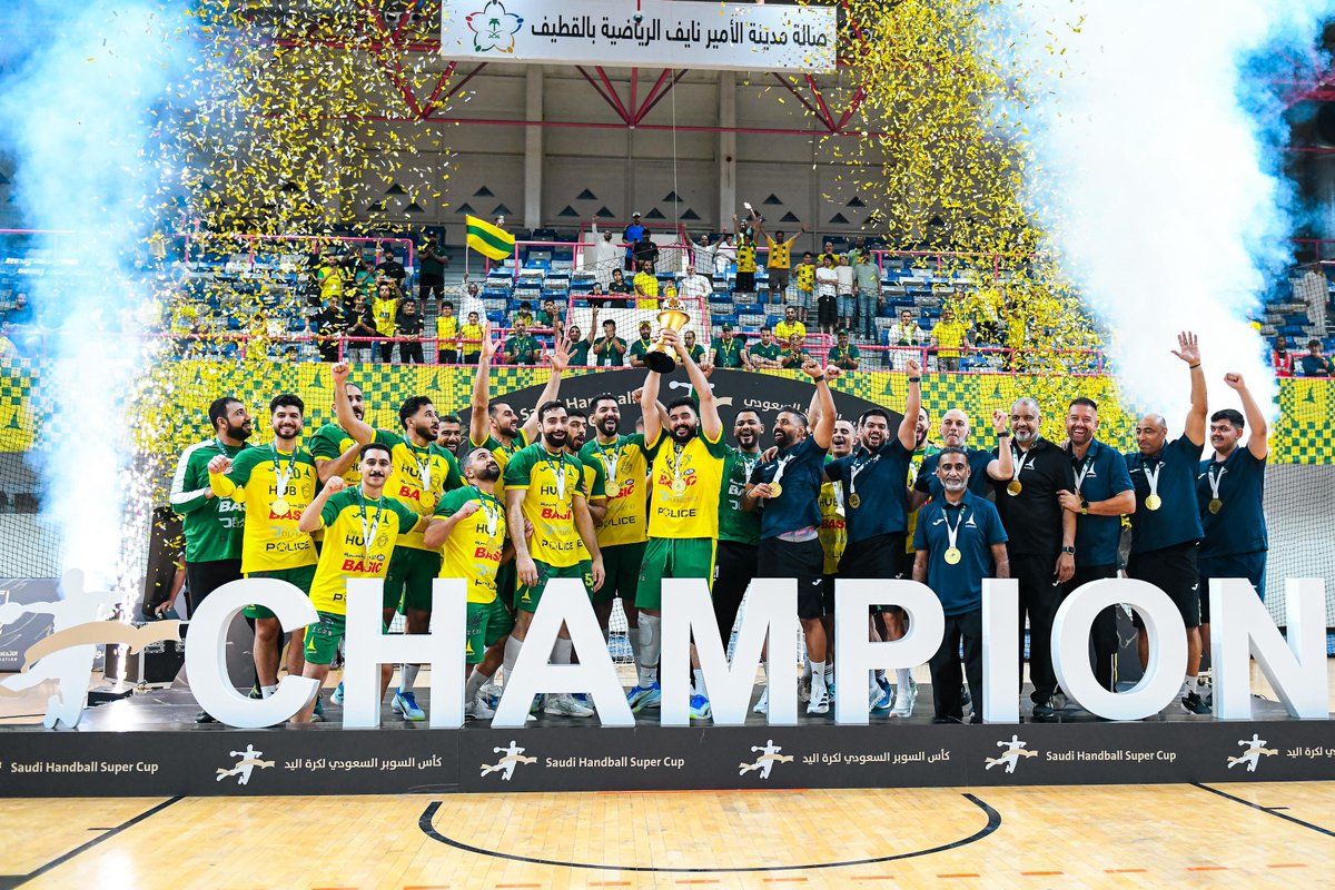 Khaleejclub's tweet photo. تـعددت المنصات .. والبطل واحد ☝🏻🏆

#سوبر_اليد_خلجاوي 🟨🟩 https://t.co/qLEZTfKfpR