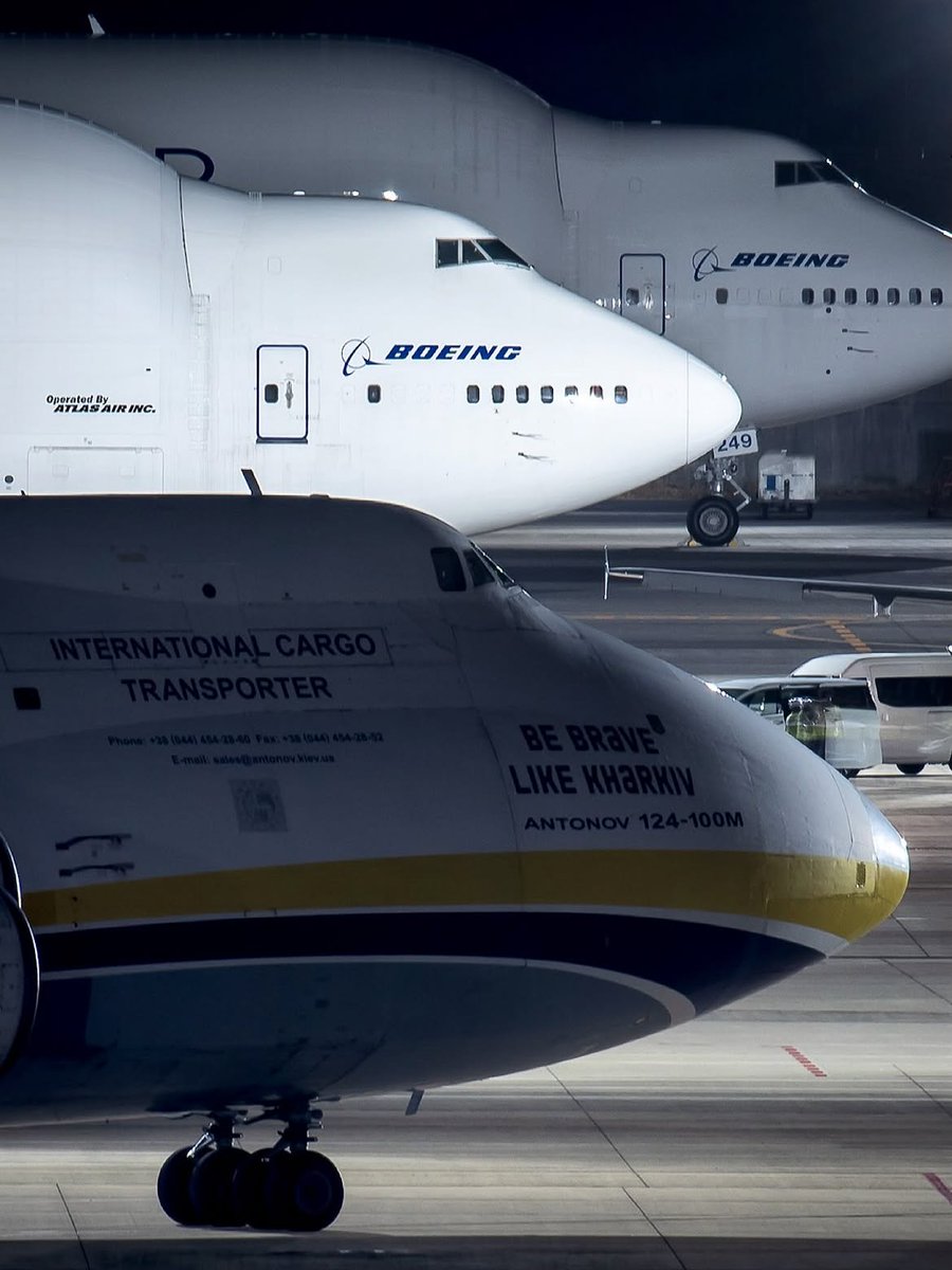 Turbinetraveler's tweet photo. Dreamlifter and Antonov Airlines during an overnight stay.
📸: ks_aviation_pictures https://t.co/pVSijAfs5n
