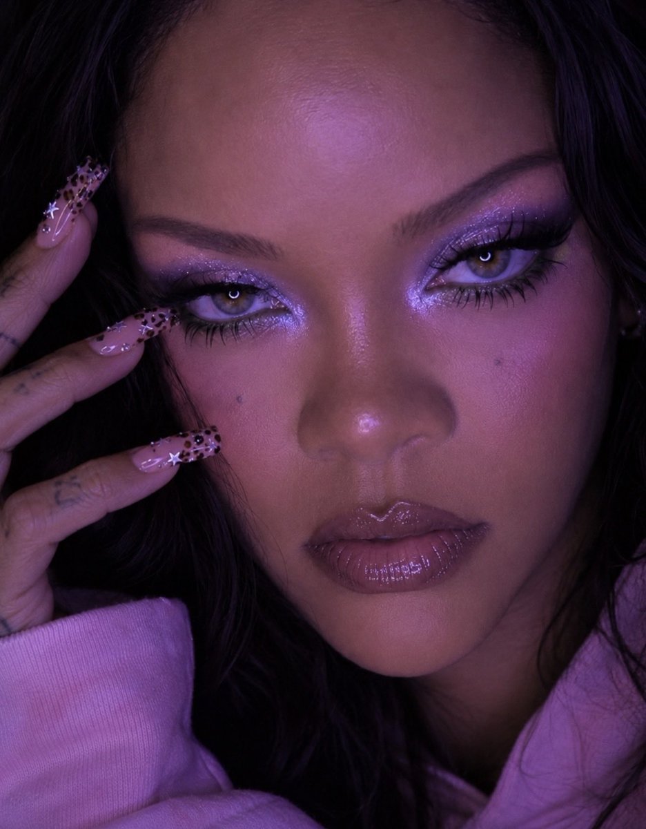 Nevernyny's tweet photo. Rihanna’s current top cities worldwide with the greatest number of listeners in the past 24 hours on Spotify 

London, GB — 2 MILLION
São Paulo — 1.7 MILLION
Mexico City — 1.1 MILLION
Sydney — 1.1 MILLION
New York — 1 MILLION https://t.co/5Ydo5XCvhX
