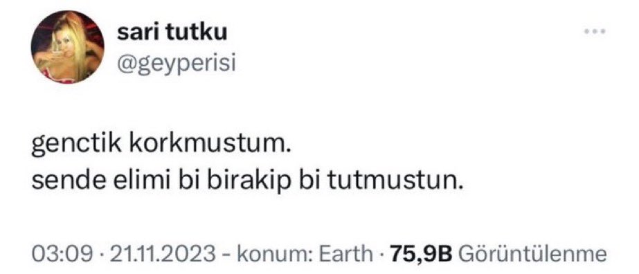 sircabifanus's tweet photo. bunlar çok sebepsiz uzun zamandır galerimde kira vermeden yatıyolar https://t.co/iWO3d4Q9K5