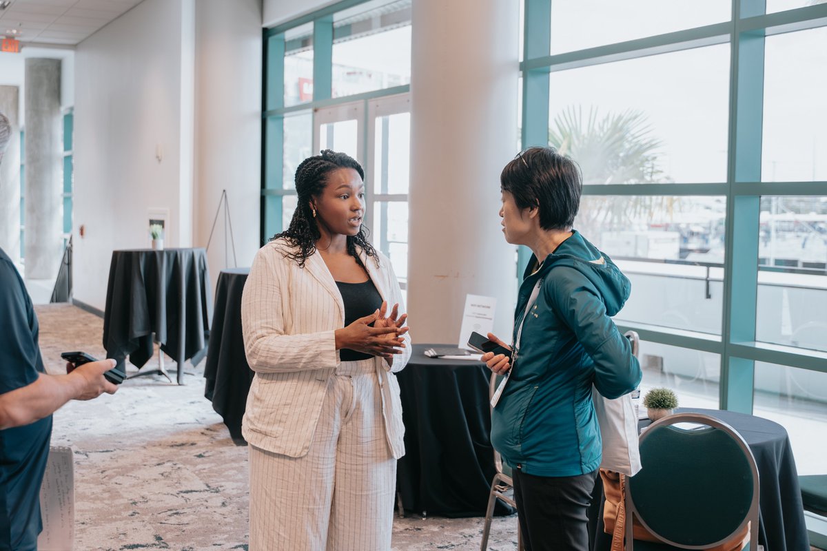 codewithalexis's tweet photo. #APIWorld2026 🫶🏾 https://t.co/qUN91NCGnv
