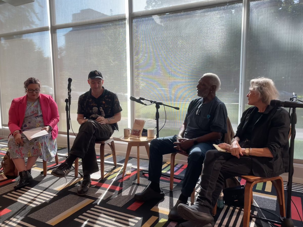 BarrioBluePress's tweet photo. I cannot stress what an honor and privilege it was to moderate this talk for these comrades, Danny, Walda, and Jerome. If you have not read it, I highly recommend Motown and the Making of Working-Class Revolutionaries: The Story of the League of Revolutionary Black Workers. https://t.co/gkY6ptanPT