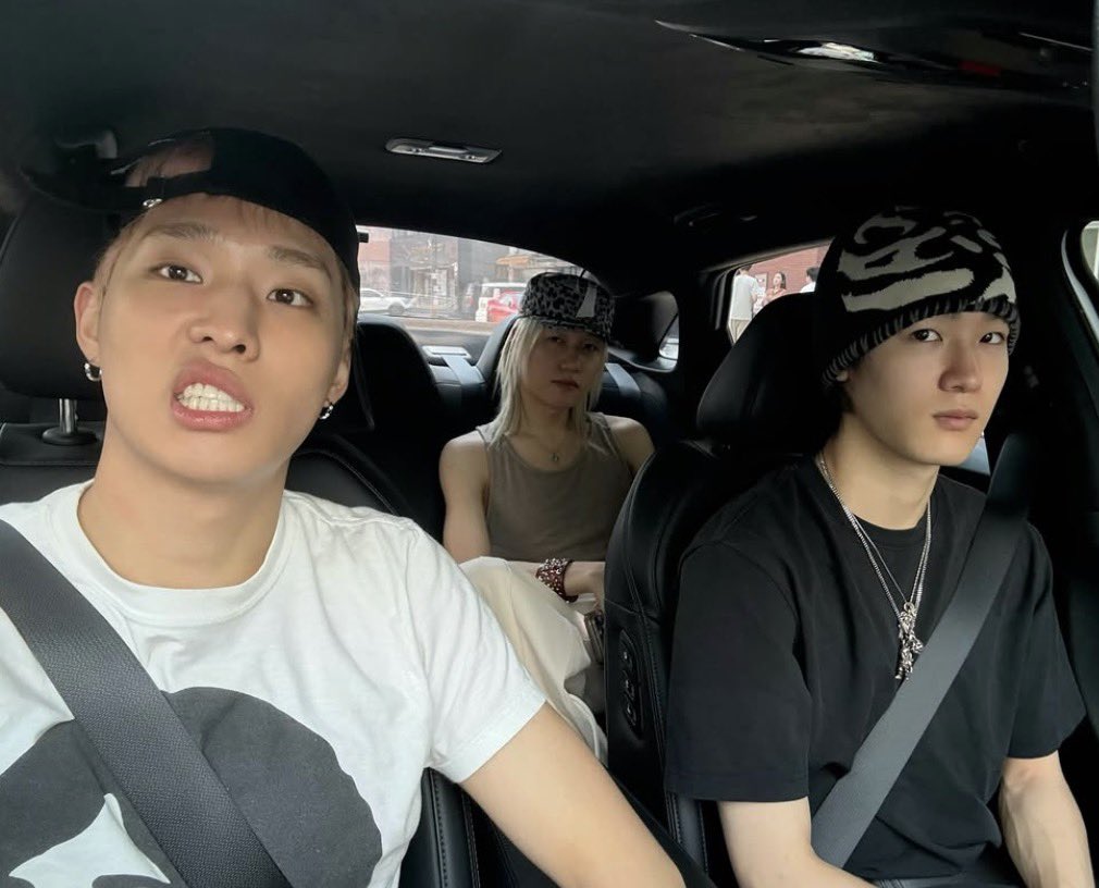 starmansoul's tweet photo. i wonder how keeho must feel juggling the duties of being a single mother with being a kpop idol… he does it all… https://t.co/2vl8SZDSV7