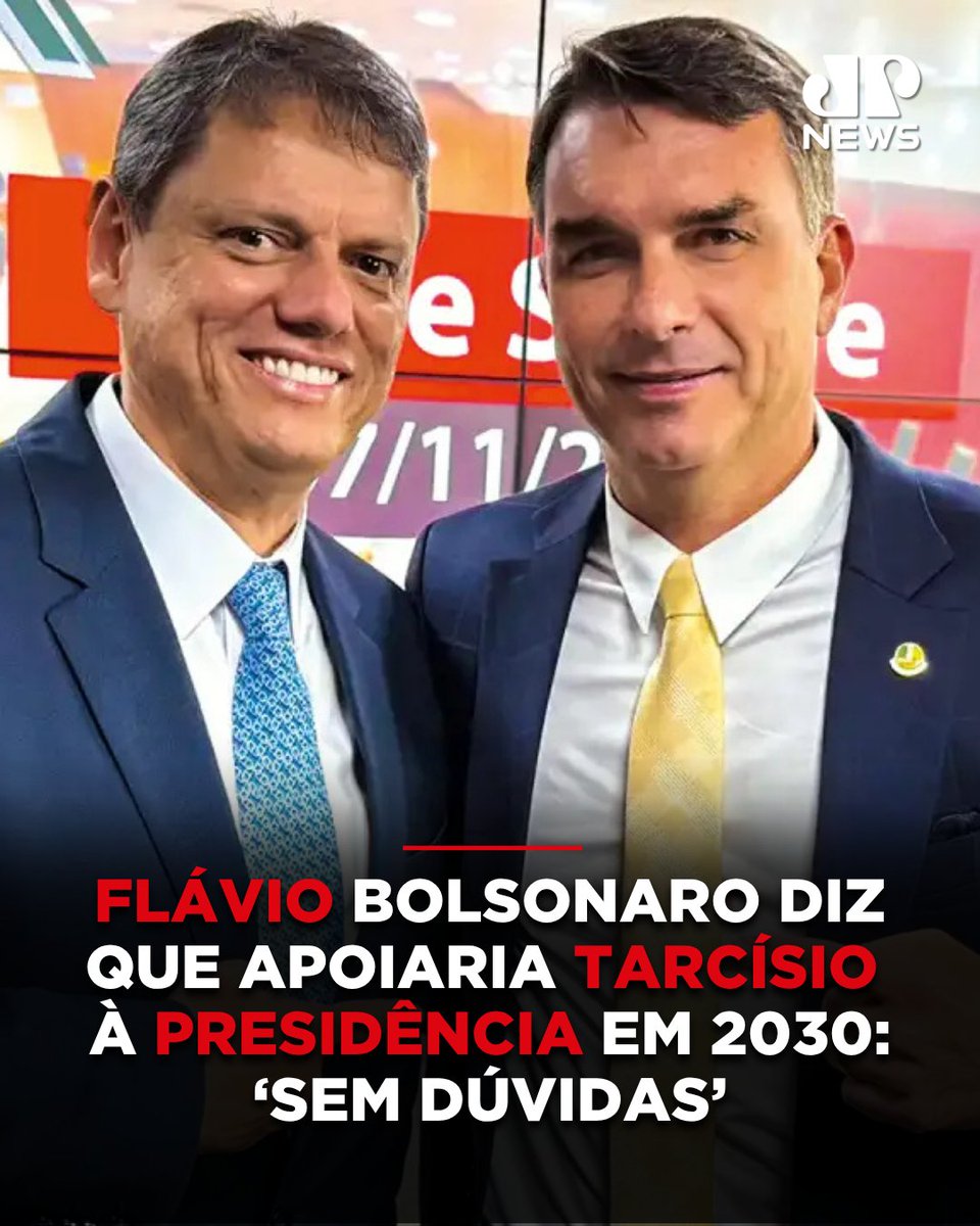 JovemPanNews's tweet photo. O candidato do PL à Presidência da República, Flávio Bolsonaro, afirmou nesta sexta-feira (4) que “sem dúvidas” apoiaria o governador de São Paulo, Tarcísio de Freitas (Republicanos), em uma eventual candidatura ao Palácio do Planalto em 2030. A declaração foi dada durante coletiva de imprensa após agenda conjunta em São Carlos, no interior paulista.

Flávio afirmou que Tarcísio é “um dos grandes quadros que nós temos na centro-direita” e destacou sua atuação como ministro da Infraestrutura no governo de Jair Bolsonaro.

🔗 Leia a matéria completa em: https://t.co/5eLOkw2cls 
📺 Confira na JP News
📌 Siga o nosso perfil @jovempannews

#Brasil #JovemPanNews #FlávioBolsonaro #Tarcísio #Presidência