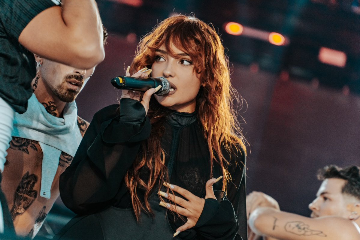 VioletaHNews's tweet photo. 📷 | Elisa Mallo (@elisamallo) vía Instagram Post. 

“@/violetahodar ❤️ @/cocacolamusicexperience” 

🔗 : https://t.co/fdmPtITb66… https://t.co/kTiWzuqhHp