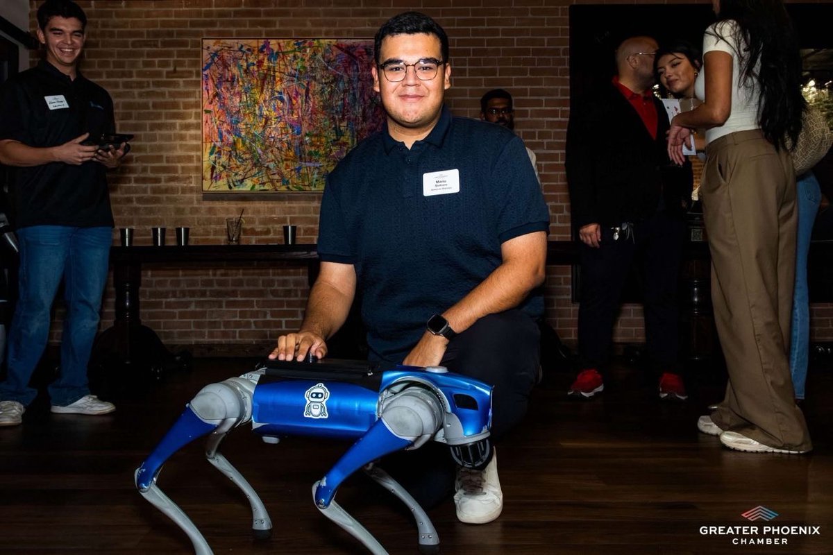 RoboPromoEvents's tweet photo. Wondering where you can catch Gus and Gary next? Why not your event? https://t.co/Qz0A7duApX is here for whatever you may need. Brand activation, pop-up events, add-on packages or even trade shows. Learn more about what https://t.co/Qz0A7duApX can do by visiting our website or sending us a message!