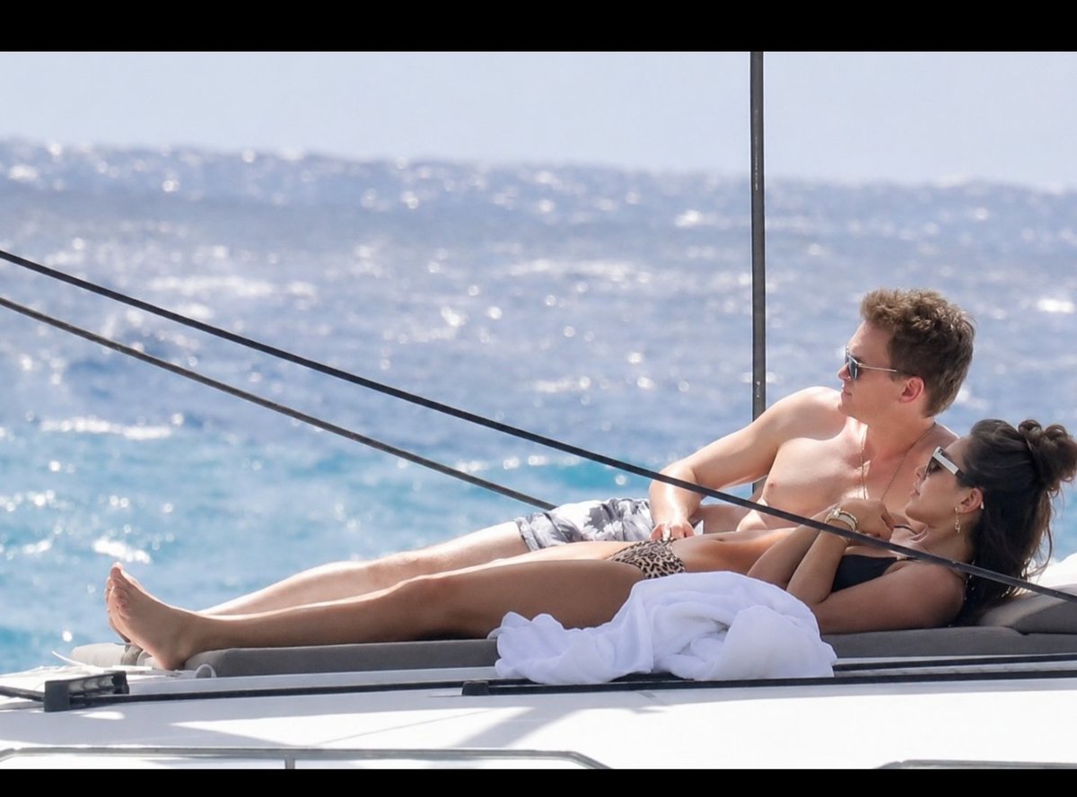 haywi231's tweet photo. Neil Patrick Harris and David Burtka are reportedly experiencing difficulties in their marriage following claims involving David and a 27-year-old Brazilian model while he was reportedly aboard a boat in Italy.

According to a statement attributed to Neil, David had traveled to Italy for an ambassadorship, during which Neil was reportedly informed by a source about the alleged encounter.

There are also reports that Neil may be considering legal proceedings concerning their marriage and could seek financial support for their children, with some reports citing approximately $70,000 every two weeks.

Neil was reportedly seen appearing emotional at their home amid the reports.