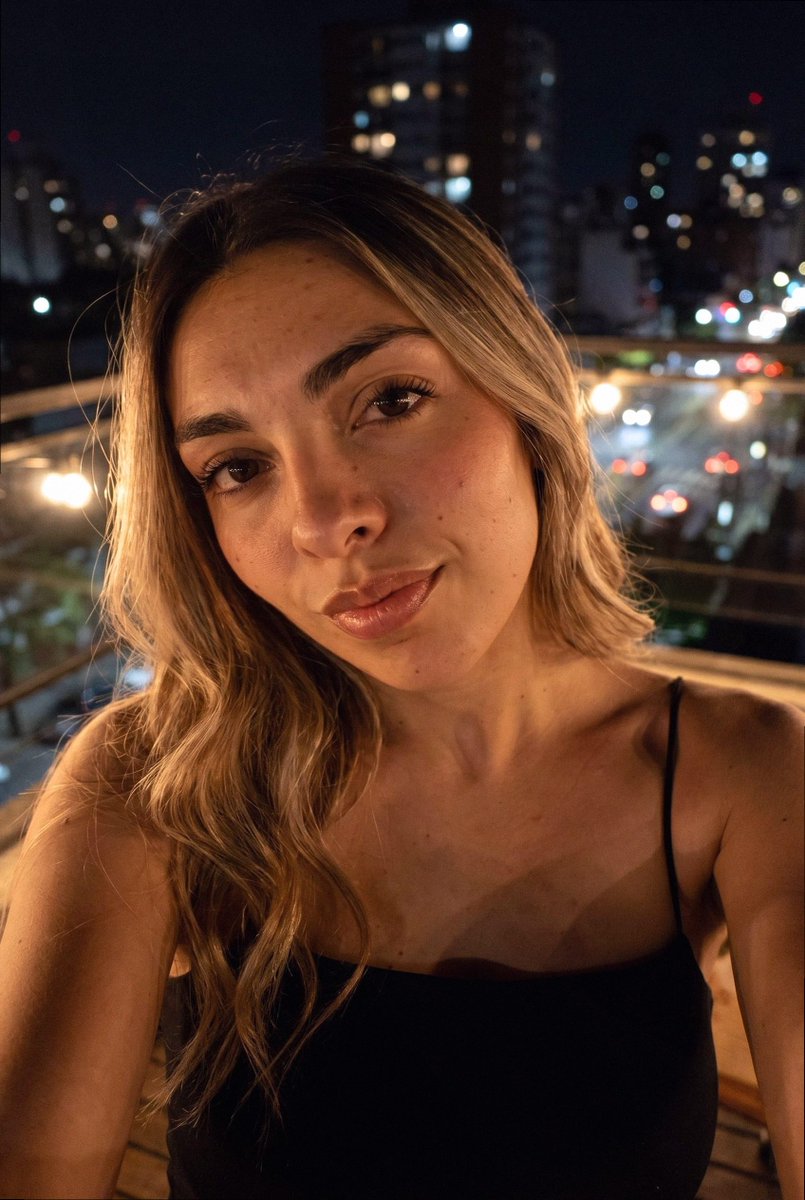 sofia_i10's tweet photo. lol first impression of me? 👀 tbh https://t.co/N83AMHyW2Y