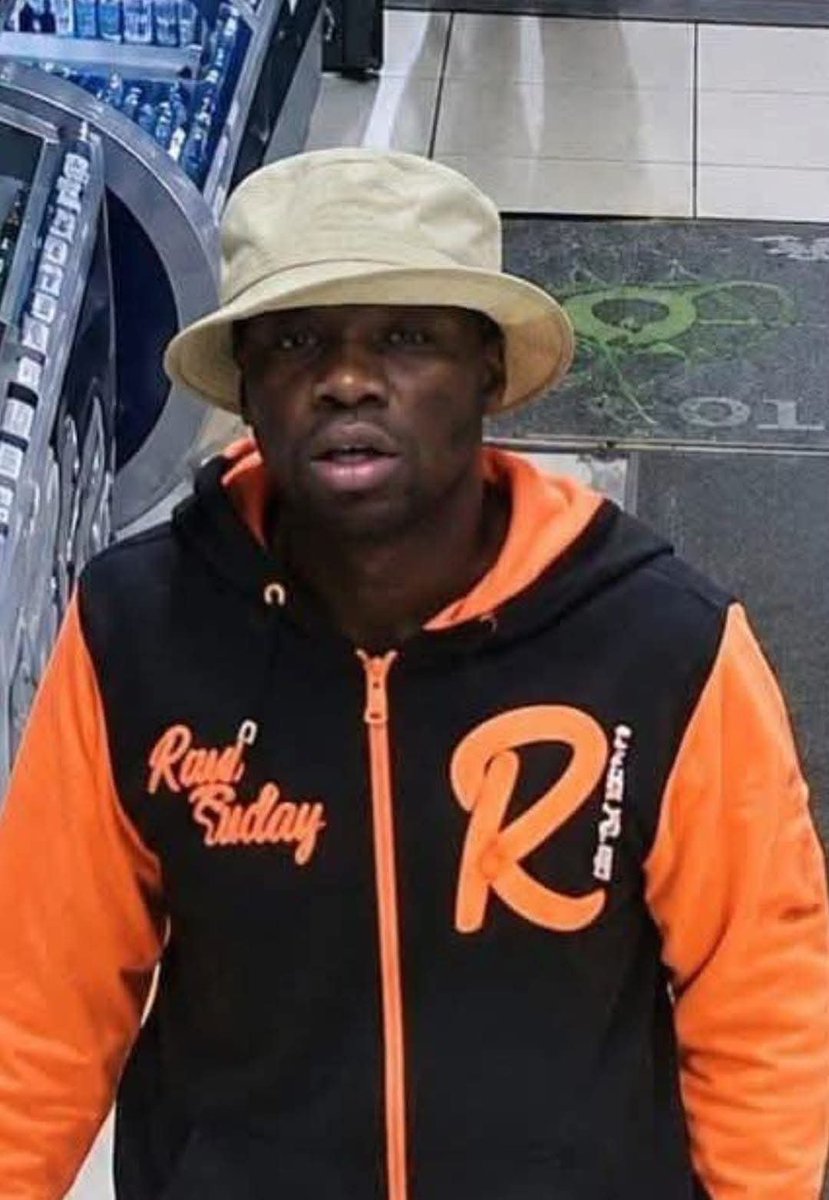 AmukelaniMoyani's tweet photo. Help @SAPoliceService capture this Criminal!!! https://t.co/ao2cShfycp