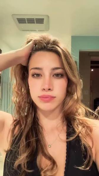 BermudezMister's tweet photo. Todo lo que se dice de esta mujer es completamente falso, no tienen ninguna prueba de que ella haya sido el cuerno del Mateo Chávez, Ni la ex ha dicho claramente que fue Nicole. Solo colaboró con Mateo, Cesar Pantoja. Ninguno jamás fueron sus novios. https://t.co/5KLJe0IGqx