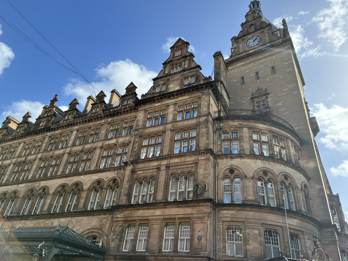 soarchival's tweet photo. lads, we are in glasgow https://t.co/sxNuY2mU95