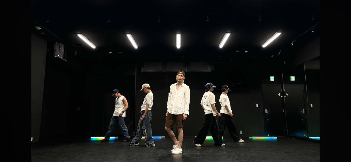 ak64623's tweet photo. それぞれが好きな動きをする自由過ぎる指たちw
そして曲終わりのふっと力が抜けた立ち姿

どちらもユチョンだなぁ、素敵だなぁ◟( ˘ ³˘)◞ ~♡

ダンスの上手い人は星の数ほど居るけど、魅せられるのはユチョンのダンスなんだよなぁ😌

大好き♡

https://t.co/mgBv4ITHkd https://t.co/BWFuN9UidT