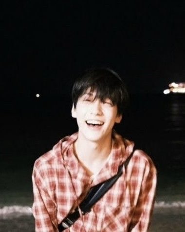 Starryeyed_cat's tweet photo. Soobin’s smile is very precious and I hope he never stops being happy ❤️‍🩹 https://t.co/KRrN1HVdhH