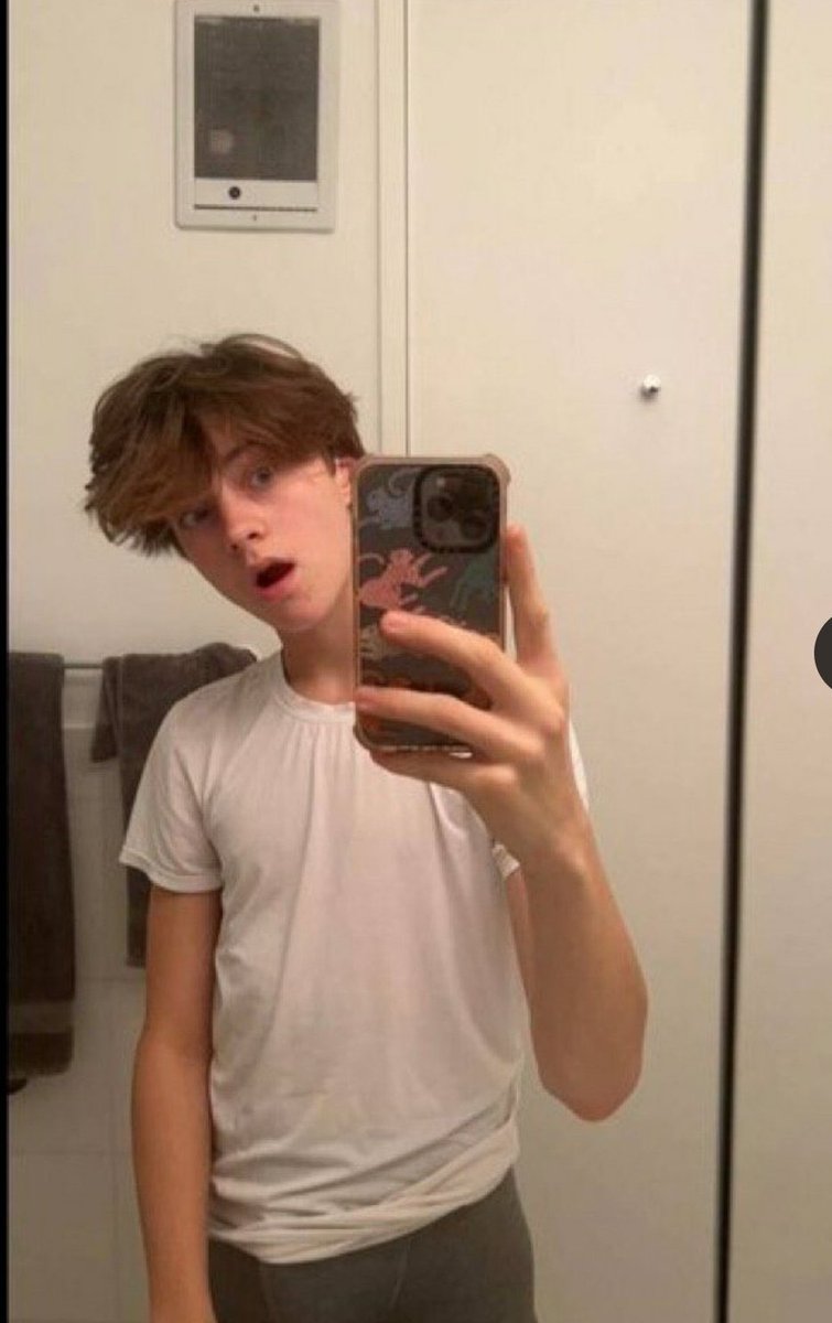 Jamesbait56's tweet photo. Hot bait files🥵🍆, mega links and VIP group/channel for lifetime access.. I'm also taking bait requests. 
Hit me up @👉https://t.co/tWmmYlyMVl https://t.co/FXUIAMOYUO