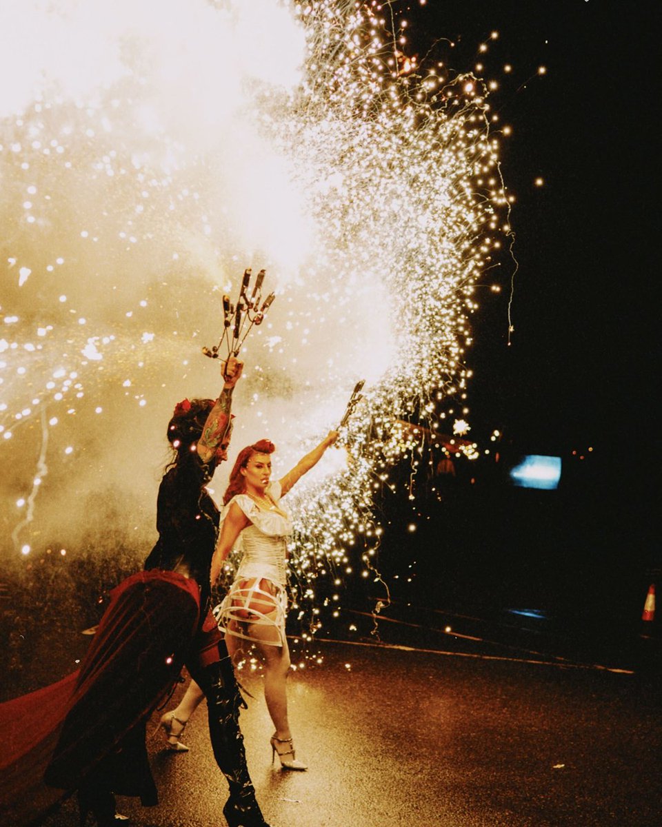 WAXbyKK's tweet photo. Fireworks. World-class performers.

Going above and beyond is not 
an exception. It is the KK standard.

Exclusively for our Members. Apply
via the link in bio. https://t.co/2teqibJBhx https://t.co/ZGmpscGo3S