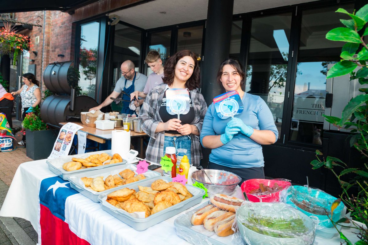 limerickpost's tweet photo. LIMERICK IN PHOTOS: Limerick Sound

Latino Malekum hosted ‘Limerick Sound’ on Shannonside at the weekend ,with a BBQ, Latin tunes, and traditional Latin American food at the Steamboat Quay beach.

The evening also included salsa and bachata classes.

#Limerick #LimerickInPhotos https://t.co/DOJsAp1OaW