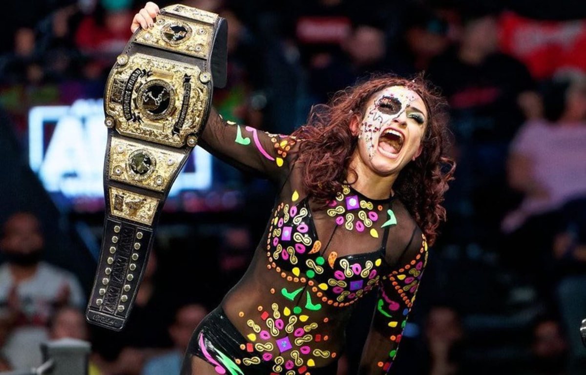 FreiherrWolff's tweet photo. @mikeybeabitch @GiftedMoney Cuando quieras me dices cuales títulos aunque sean “low tier” de WWE han pisado AAA.

Evidentemente no le van a soltar los campeonatos a luchadores que no pertenecen a otra empresa por eso la palabra OPORTUNIDADES, aquí te dejo una campeona máxima MEXICANA. https://t.co/G0Tor8bufk