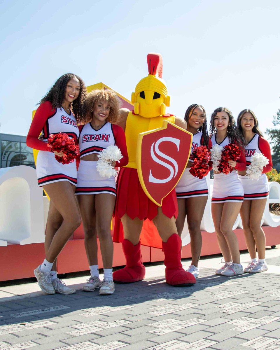 stan_state's tweet photo. Nothing says #StanState like red and gold! ❤️💛
 
On #NationalCollegeColorsDay, we’re celebrating the colors that show up across campus and throughout the Warrior experience. https://t.co/YGVummaG3j