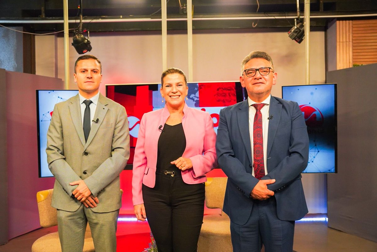 ConsejoSalud_'s tweet photo. 🧠💙 ¡Que el Alzheimer no nos detenga!

Conversamos en @UnsionTv sobre la caminata de 1 km:
📅 Sábado 12 de septiembre de 2026
⏰ 08:00
📍 Parque San Sebastián ➡️ Plaza San Francisco
🎟️ ¡Evento gratuito!

#QueElAlzheimerNoNosDetenga #SaludCerebral #Cuenca https://t.co/WZEQB8O2f5