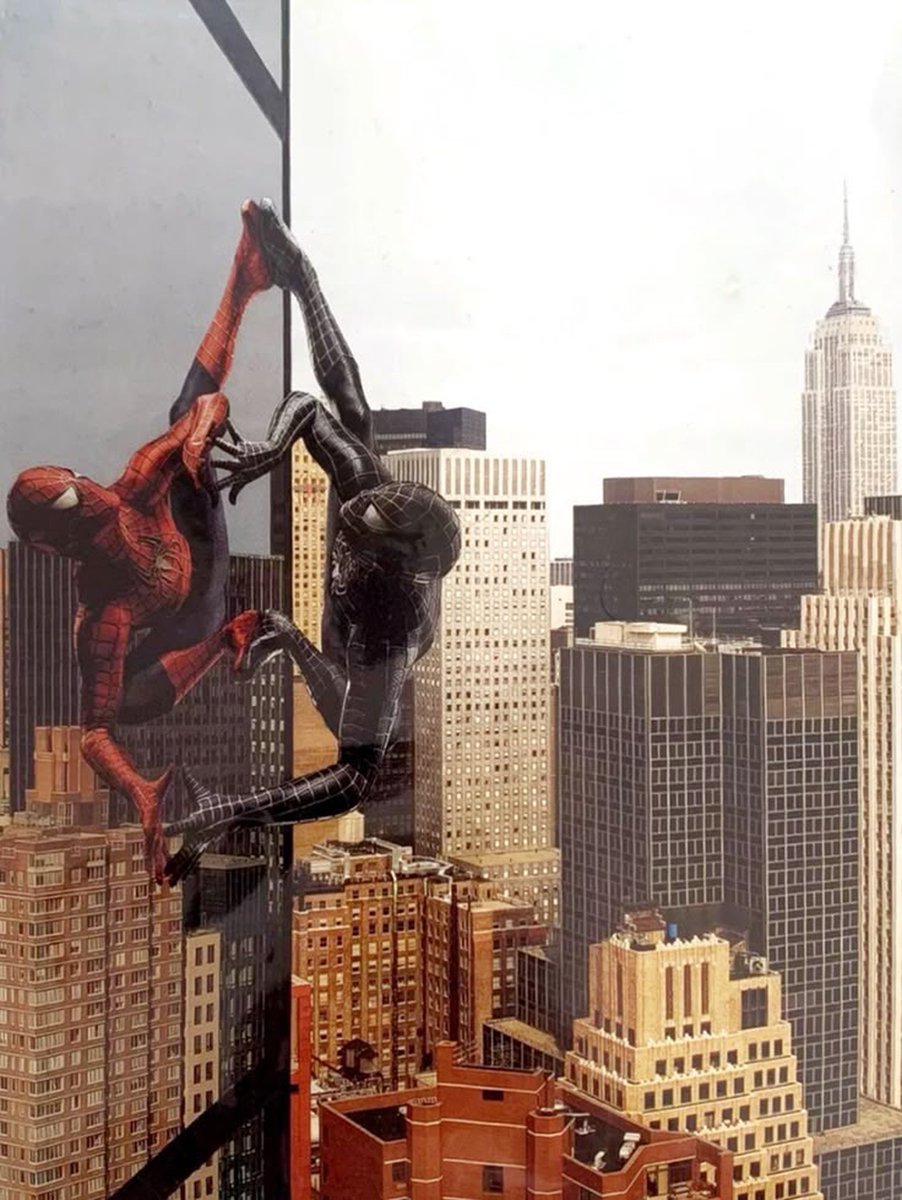 OocTobeyM's tweet photo. The first unused poster for Spider-Man 3, signed by Sam Raimi

This design never made it to theaters https://t.co/z0r1Syq8jE