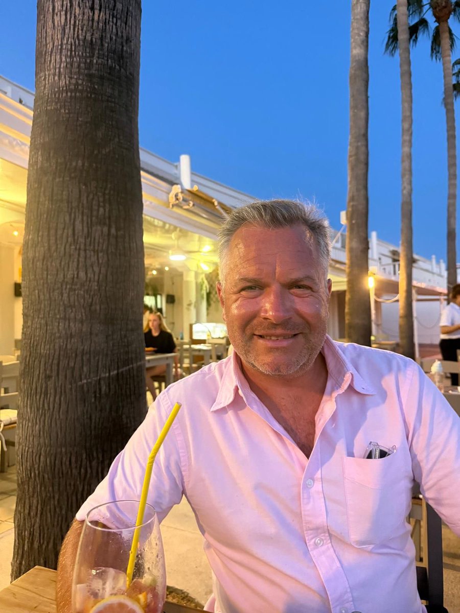tsExtraTime's tweet photo. ⚡️SUP, SEPT?⚡️

📻📡 @BenAFletcher 0100-0500
🎚️🤝🏻 @MarkyTalk @StuartArmour 

🚨⚽️ 0115 Tops @DonaldsonESPN 
🖤🤍 0130 #NUFC @ollyclink 
🎵🎁  0215 One Second Wonder
🏝️ ☀️ 0230 #Lanzarote Lane
🏇💷 0315 Top Tips @TonyMacRacing 
✨📚 0330 Cary on Ageing 
📰🗞️ 0415 @sweirz Backs https://t.co/Bo263uqVmG