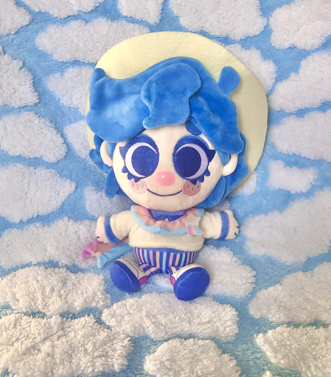 dreammeiser's tweet photo. It’s dangerous in the realm of Dreams, but should you need him, the Stellar Storyteller Archie Aster will be here to guide you through Dreamalong.

☁️Why not Dream Along With Archie? :o) ☁️

Plushies are now available for Pre-Order at Tee-zr!

https://t.co/wj1aK5mIVo https://t.co/VG5pfqUtDZ