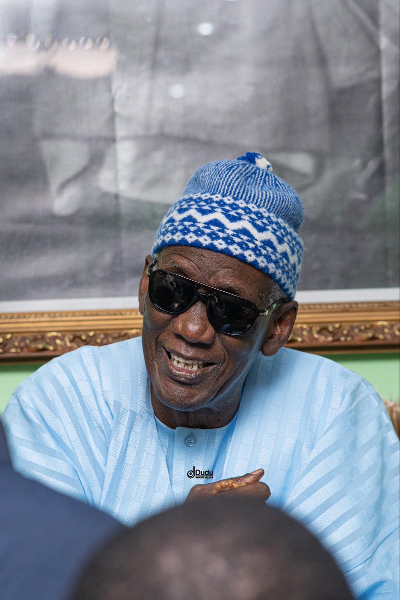 Duduphotographe's tweet photo. Serigne Babacar Sy Abdou ❤️🙏 https://t.co/E3NBw6HKhD