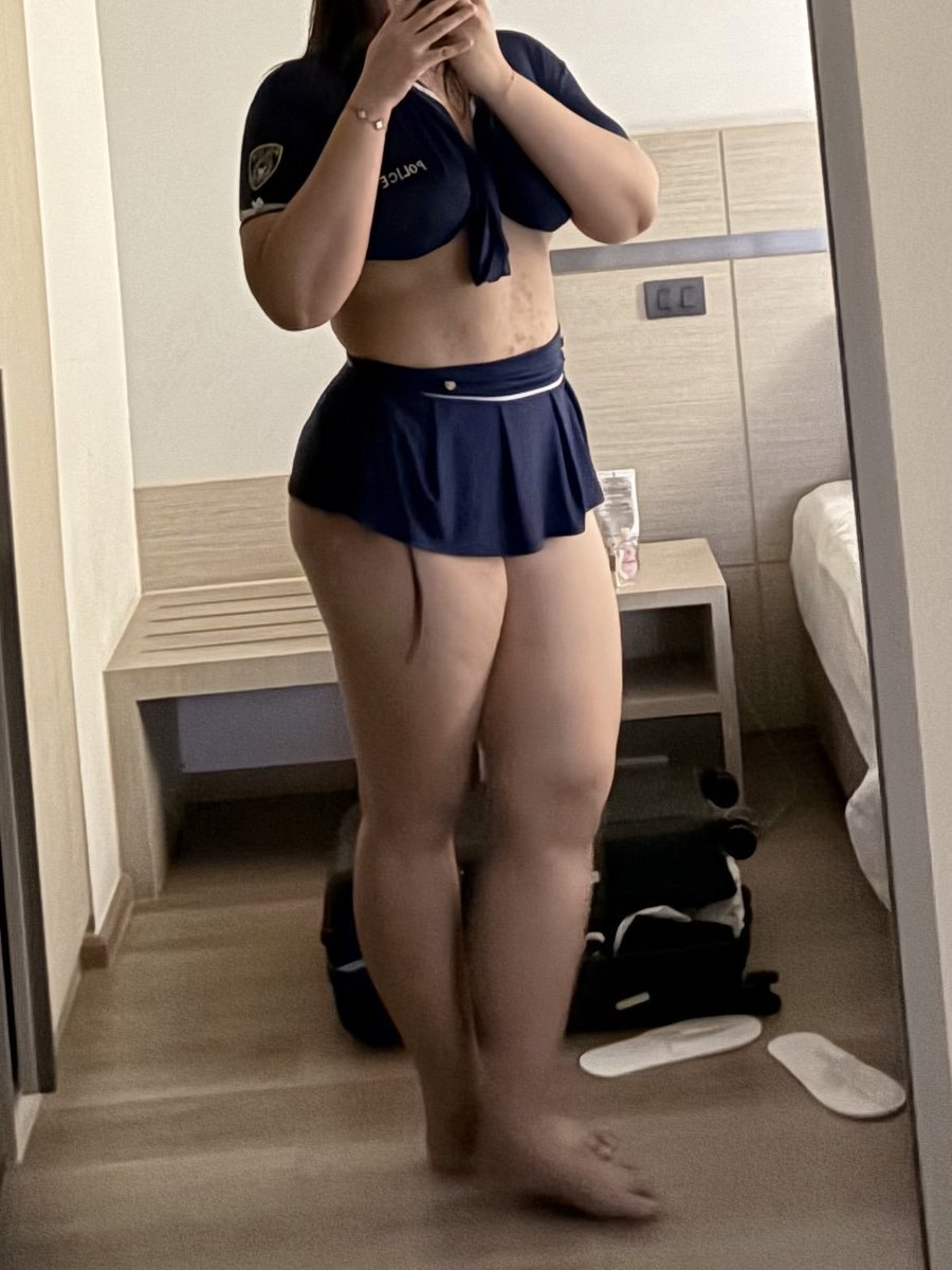 feitutu163's tweet photo. 别再限流了。。没人看怎么勾引胖胖的哥哥呀，请看到的人用鸡巴塞满兔兔的私信，所有私信都会回！ #胖子 #肥爹 #BBW #母猪 #配种 #猪爹 #鸡巴 #倒贴 #恋肥 #男菩萨 #女菩萨 https://t.co/Cw16tAU3r9