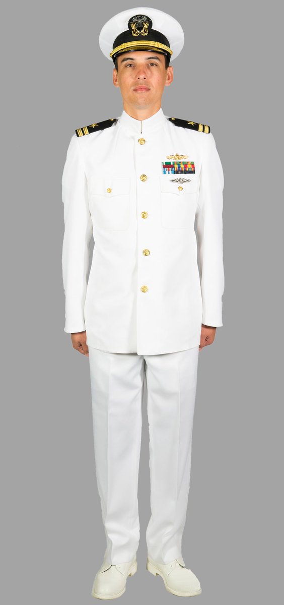 magicbuffalo31's tweet photo. @DuckOnQuack2023 Ironically, Navy wears white collars https://t.co/3XMFrpNLb9