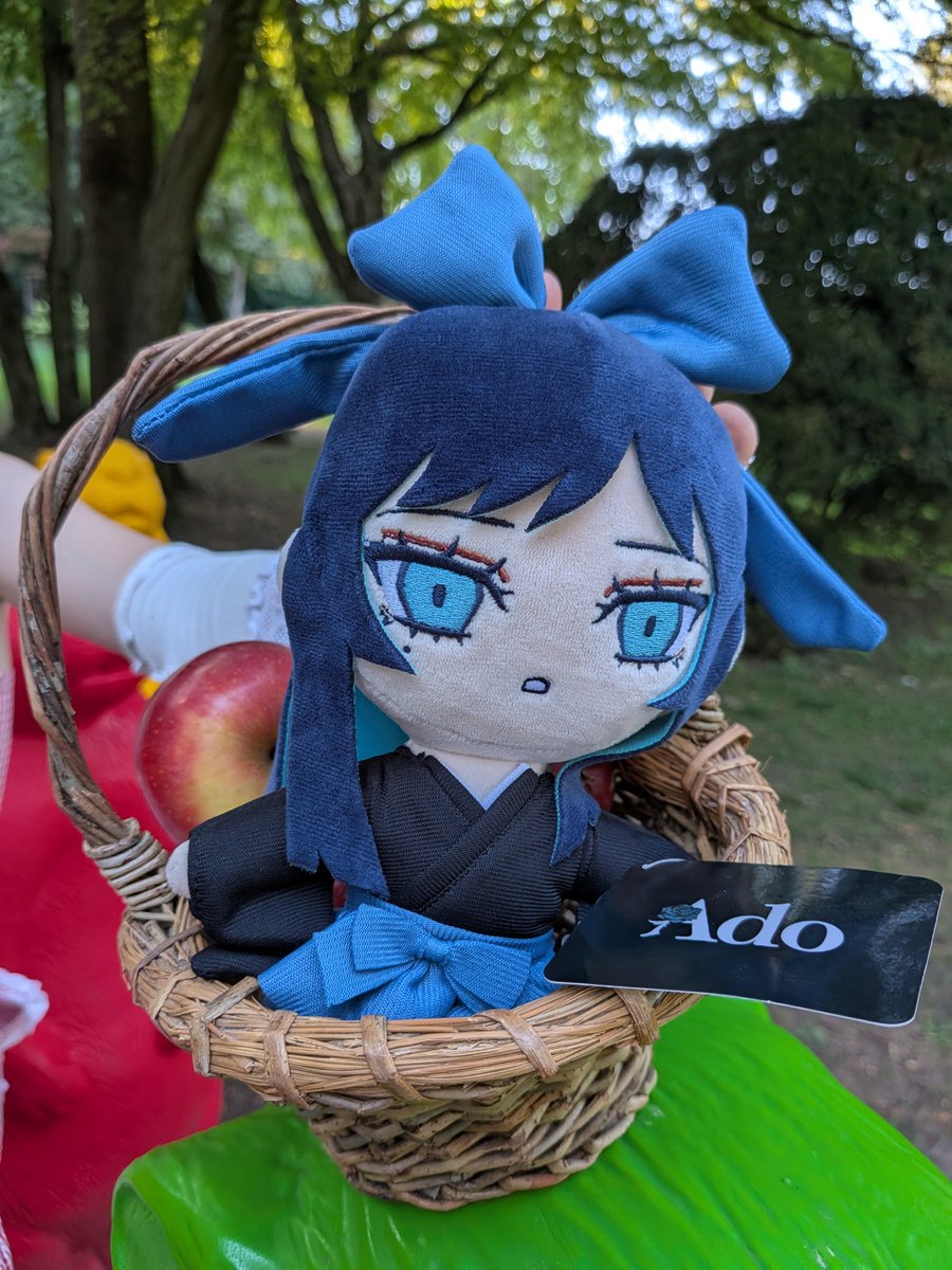 roranz0's tweet photo. Ado mela https://t.co/ZHAWuCletM