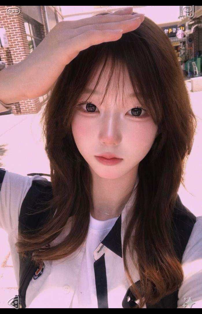 Yuuki616kusu's tweet photo. 🦌Honey-kissed grapes "Clara was fond of watching the sun go down from this spot," he murmured gently, "she used to say they serve as a gentle nudge that even as the day concludes, there's grace to be found—each fleeting instant a blessing, however slight." https://t.co/xwTmpEetvW