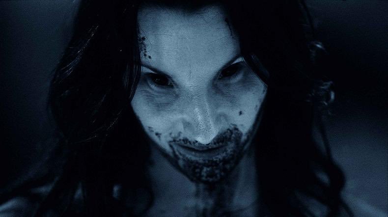 PhxntomHaunt's tweet photo. Can we talk about how genuinely terrifying the vampires are in 30 Days of Night. https://t.co/US7al91v3j