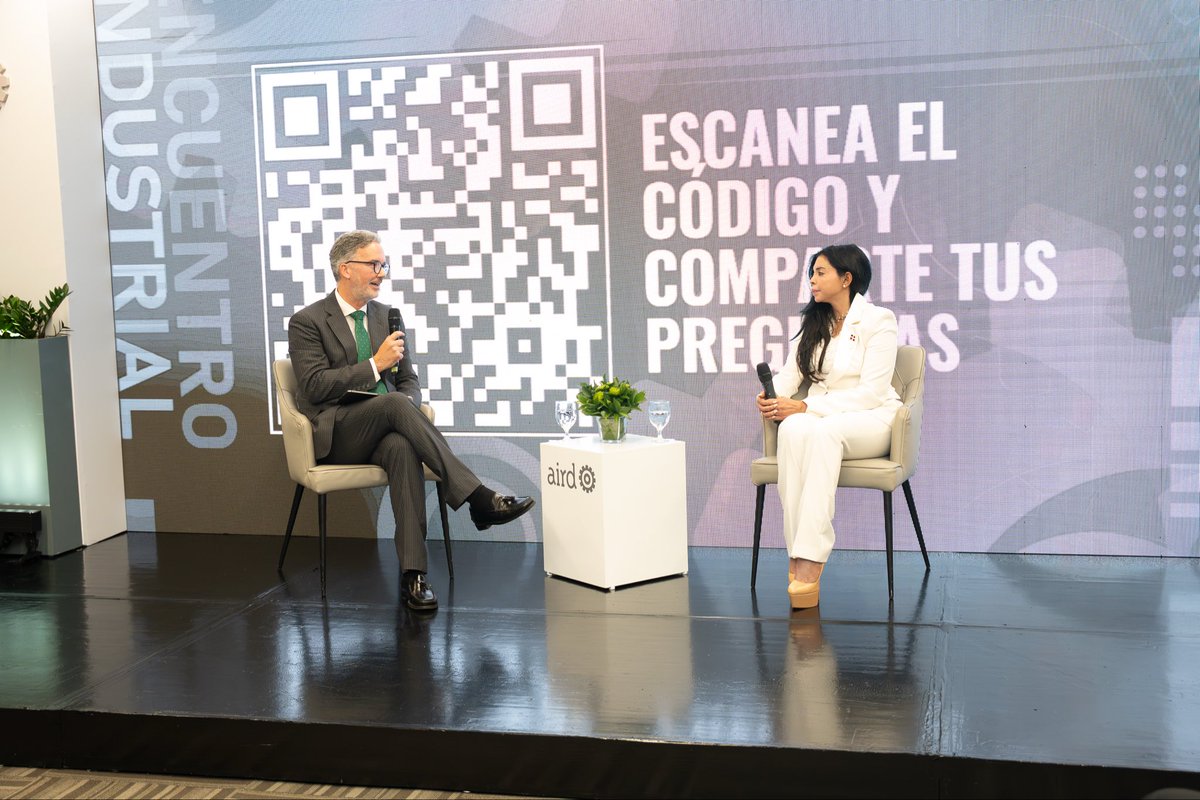 ANJE_RD's tweet photo. Nuestro pdte., Boris De León Reyes, participó del Encuentro Industrial de la @airdmedia, "El Nuevo Código Penal: Aportes al fortalecimiento de la seguridad jurídica y la competitividad" con la procuradora general de la República, (@procuraduriagralrd) Yeni Berenice Reynoso. https://t.co/IHezzjUaRv
