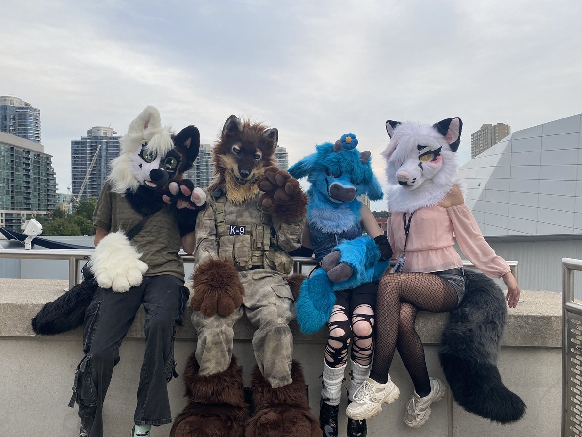 SlaydeSucks's tweet photo. Smooth opps gc meetup https://t.co/fpmC91ALkg