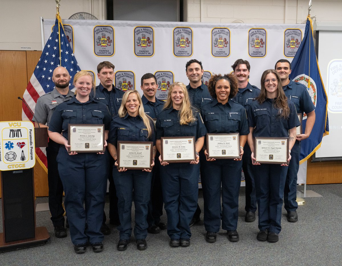 ffxfirerescue's tweet photo. Yesterday #FCFRD celebrated 10 of its members & 1 #FCPD members as they graduated from the VCU Paramedic Program. They graduate after 8 months of hard work & commitment, including 1,400 hours of classroom instruction, field training, & hospital clinicals. Congrats VCU Class 14! https://t.co/Rk1SPlED1J