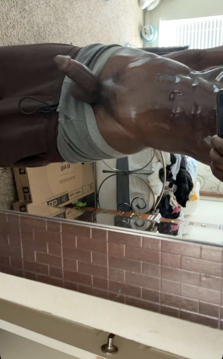 demetrious3835's tweet photo. #bbc #blacked #bigblackdick #dick #hot #chudaiㅤ https://t.co/rYRU6rwCET