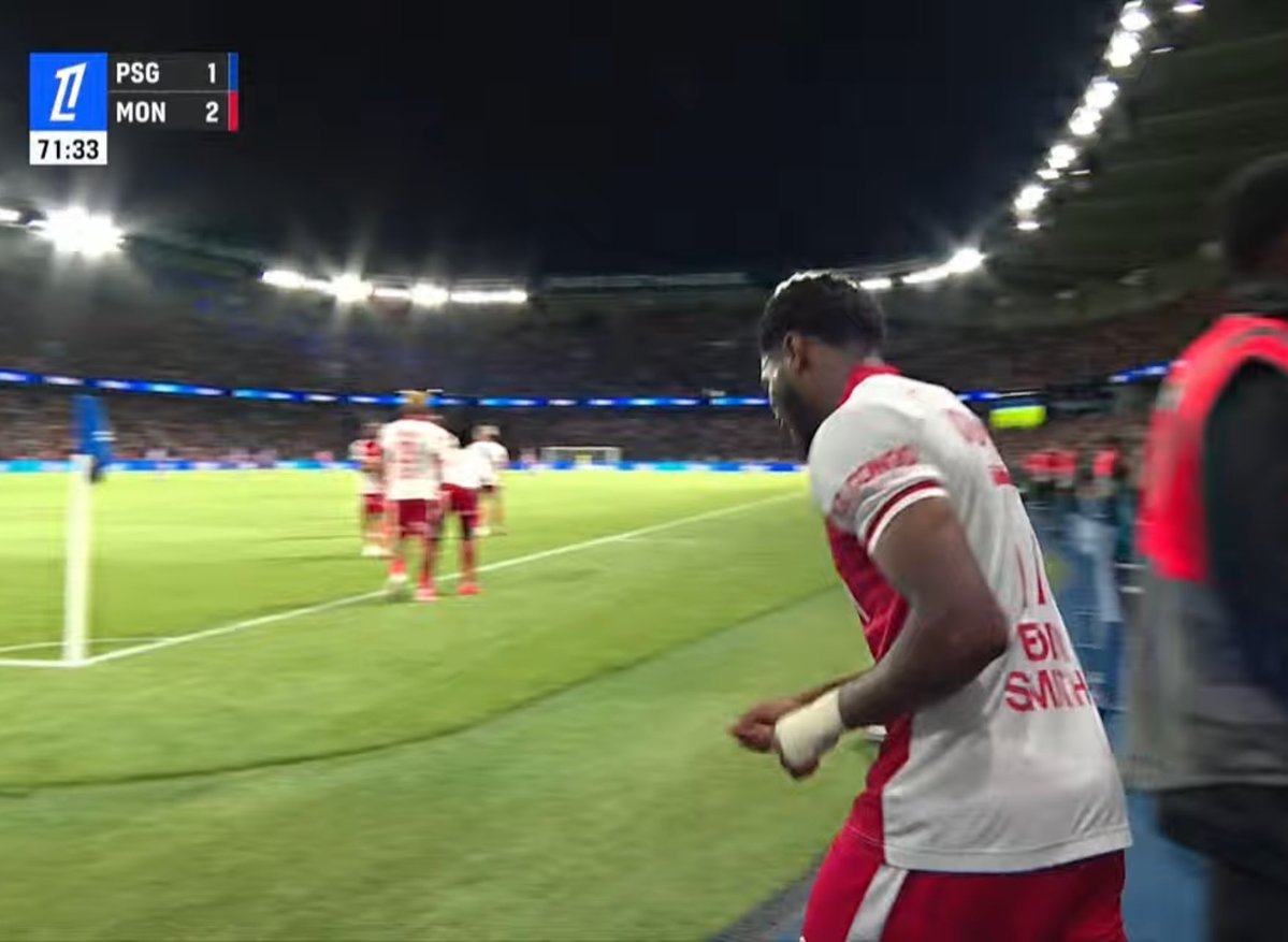 DataFutebol's tweet photo. KAKSKSKSKAKJkskskskksKSKAKAKKA

MÔNACO DE FILIPE LUÍS VIRA O JOGO EM CIMA DO PSG EM PLENO PARC DES PRINCES

MUZAMBO!!!!!!!! https://t.co/FPYBQK4O7Y