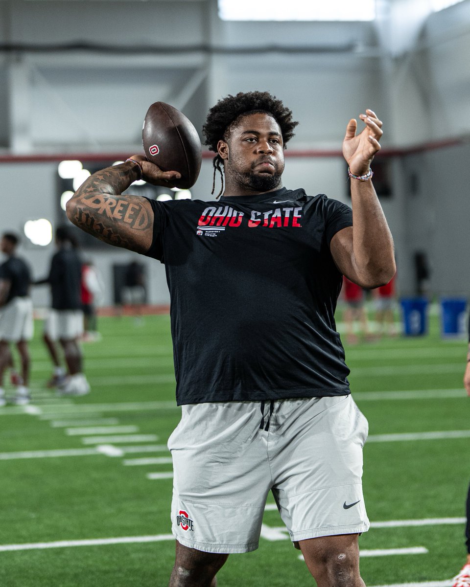 OhioStateFB's tweet photo. Best Fridays in 🏈 Week 1️⃣ https://t.co/9RrEKcW4OV