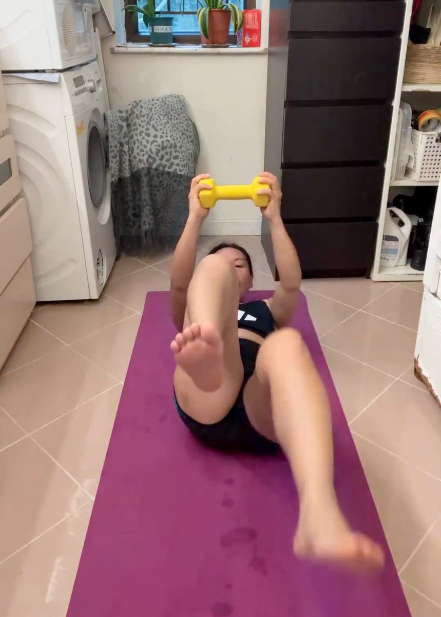 GenQuimba's tweet photo. Hi friends! It’s been a while, so I’m sharing some cardio again for those who missed it, hehe. 😉 You can find the link to the full video in the comments. Enjoy! 😊
#Cardio #HomeWorkout #FitnessJourney #WorkoutRoutine #HealthyLifestyle #StayActive https://t.co/AlEARqZdFD