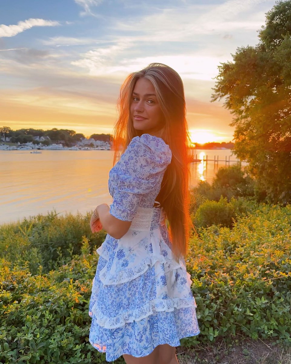 SwizzMa_'s tweet photo. Beauty with an unmistakably human warmth https://t.co/QI1QVKSYBx