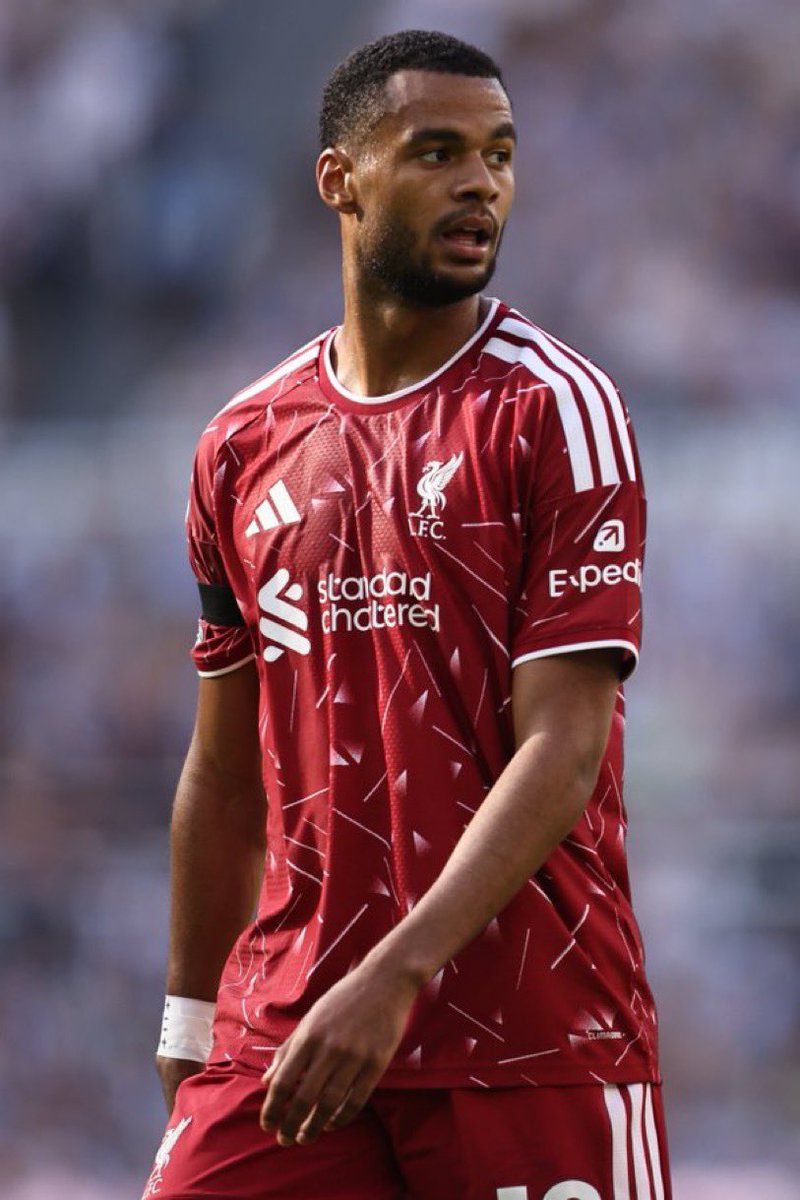 OptaJunia's tweet photo. 4 — Cody Gakpo has been directly involved in four Premier League goals this season, the most by a Liverpool player through the opening three league games of a campaign this century behind only Mohamed Salah’s six in 2024-25. 
Involvement. https://t.co/qSu9J6C7BF