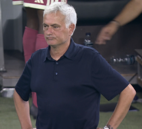 TouchlineX's tweet photo. FT: Real Betis 1-0 Real Madrid.

JOSÉ MOURINHO LOSES HIS FIRST GAME AS REAL MADRID MANAGER THIS SEASON! ❌ https://t.co/3R6H48sgQV