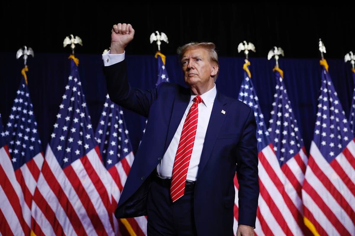 remarks's tweet photo. JUST IN: 🇺🇸 President Trump signs executive order allowing ranchers to bypass major meat processors and sell beef directly to Americans. https://t.co/MfeVskHn57