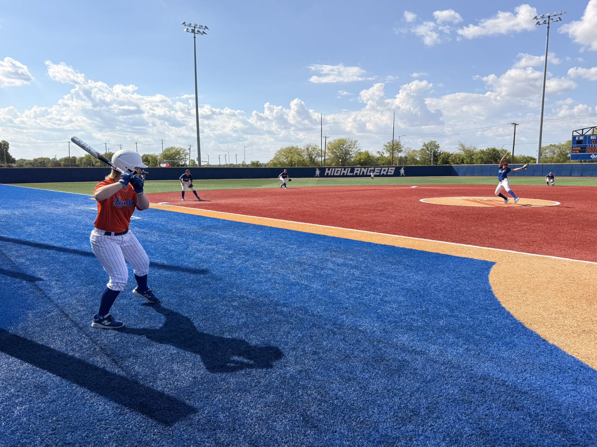 McLennan_SB's tweet photo. Lift ➡️ intrasquad https://t.co/CbcVcovViH