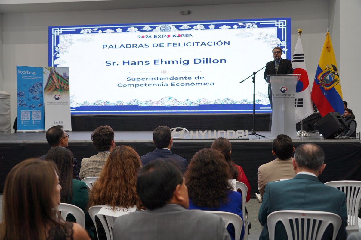 ECU911_'s tweet photo. #Quito | @JCPaladines , Director General del #ECU911, junto a autoridades nacionales, participó en la Feria Expo Korea 2026, que se desarrolla del 4 al 6 de septiembre en el Centro de Convenciones Metropolitano.

Este encuentro constituye un espacio para conocer productos y servicios coreanos presentes en nuestro país, además de fortalecer los vínculos y promover nuevas oportunidades de intercambio y cooperación entre ambas naciones.

🔴 Desde el #ECU911 participamos en estos espacios que fortalecen la articulación y el relacionamiento institucional.